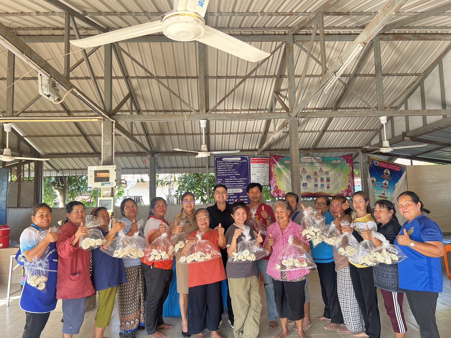 🌻🌻สุขเกินร้อย ที่ พช.101 PLUS 🦐🦐พช.อาจสามารถ จังหวัดร้อยเอ็ด : ลงพื้นที่ดำเนินโครงการส่งเสริมการออมและการพัฒนาทักษะทางการเงิน (Financial Literacy)