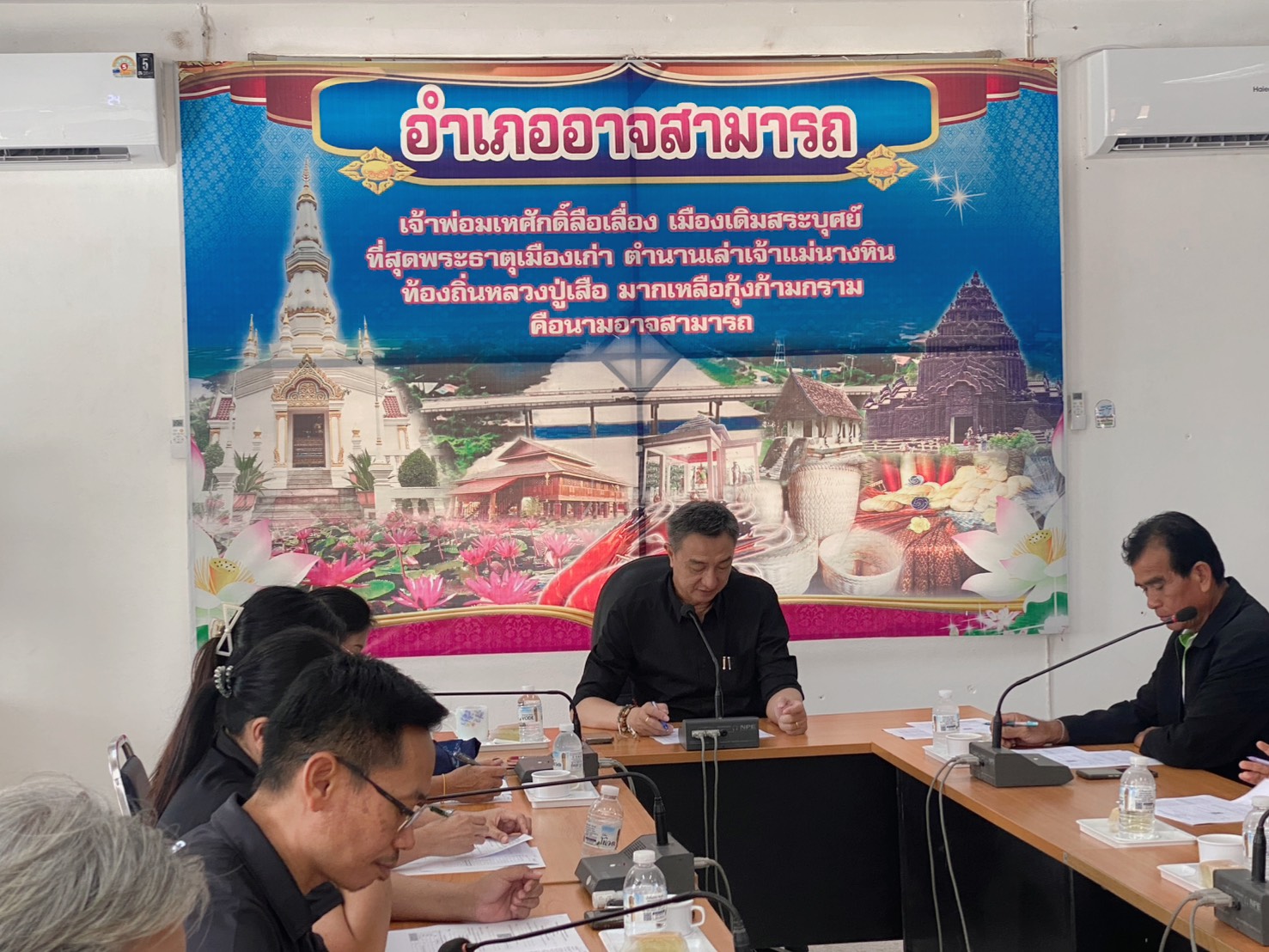 🌻🌻สุขเกินร้อย ที่ พช.101 PLUS 🦐🦐พช.อาจสามารถ จังหวัดร้อยเอ็ด : ประชุมคณะอนุกรรมการกลั่นกรองและติดตามการดำเนินงานกองทุนพัฒนาบทบาทสตรีอำเภออาจสามารถ ครั้งที่ 3/2569